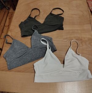 GapBody Breathe Plunge Bralette THREE Size M Green Gray White